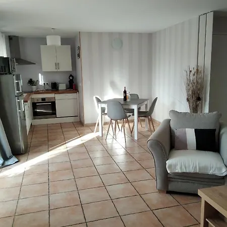 Holiday home Maison Zen